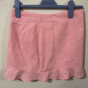 Shein mini skirt
Color: pink
Size: 6